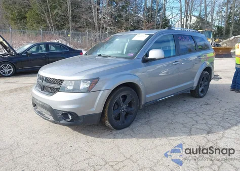 2016 Dodge Journey Crossroad z USA, uszkodzony, nr VIN 3C4PDDGG2GT113071